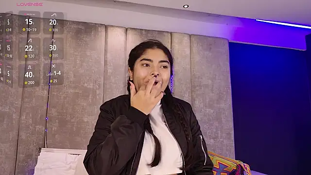 GiselOrtiz online show from 11-19-25, 10:59