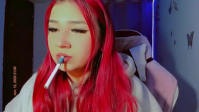 Snapshot of madisonx17 chatting on 11-13-25, 01:59 madisonx17 online show from 11-13-25, 01:59