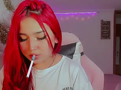 madisonx17 online show from 12-17-25, 08:59