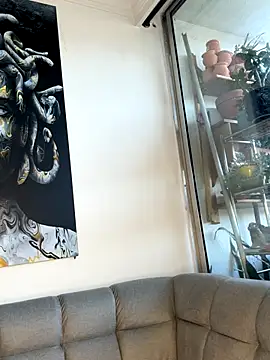 Snapshot of ValerieHilton chatting on 10-07-25, 09:45 ValerieHilton online show from 10-07-25, 09:45