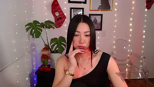 lilyy evanss online show from 12-23-24, 11:39