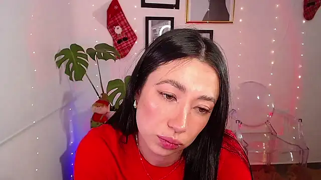 lilyy evanss online show from 12-28-24, 02:43