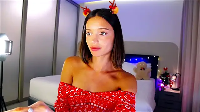 wow Mia online show from 12-26-24, 04:53