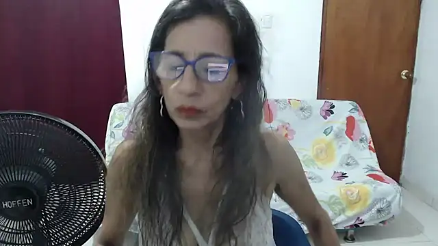 luz stella online show from 02-25-25, 07:58