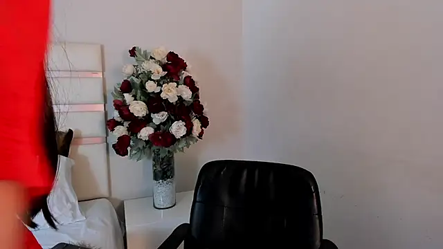 CamilaSofiia online show from 02-20-25, 01:57