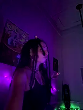 Snapshot of SlutTraining chatting on 11-06-25, 01:06 SlutTraining online show from 11-06-25, 01:06