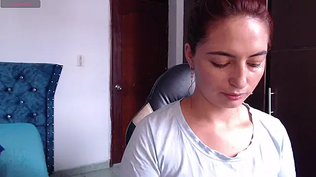 Kate lorens9 online show from 12-13-24, 07:21