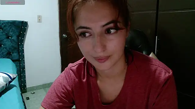 Kate lorens9 online show from 12-17-24, 01:18