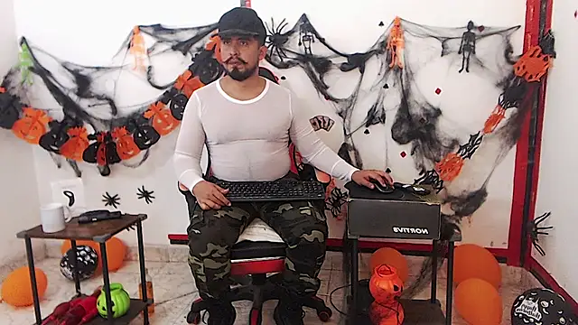 KalethBigDick online show from 11-01-25, 05:42