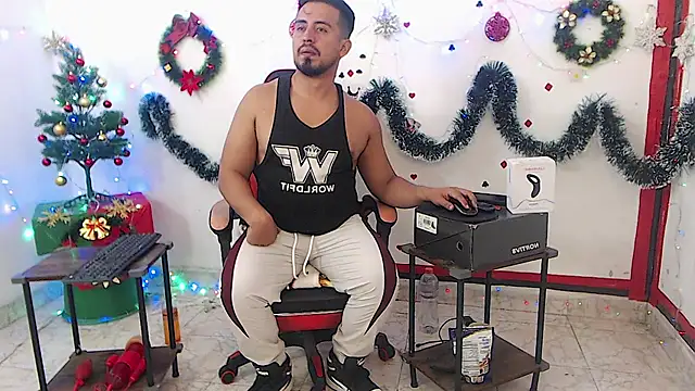 KalethBigDick online show from 11-30-25, 05:28