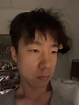 Snapshot of fgfsseffr chatting on 10-27-25, 12:20 fgfsseffr online show from 10-27-25, 12:20