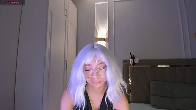 heemia online show from 12-19-24, 04:13