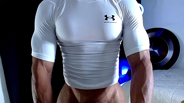 Snapshot of Antonywebb94 chatting on 11-13-25, 04:28 Antonywebb94 online show from 11-13-25, 04:28