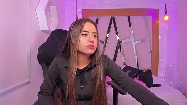 ary cooper  online show from 01-07-26, 02:30