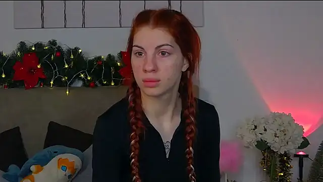 CassKiera online show from 12-22-25, 05:48