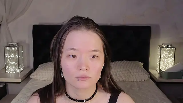 Snapshot of U_KINKY chatting on 01-18-26, 01:15 U KINKY online show from 01-18-26, 01:15