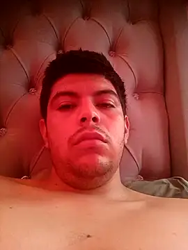 Snapshot of Star-Lord2001 chatting on 11-23-25, 02:06 Star-Lord2001 online show from 11-23-25, 02:06