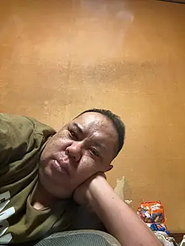 Snapshot of punk0805 chatting on 10-08-25, 01:31 punk0805 online show from 10-08-25, 01:31