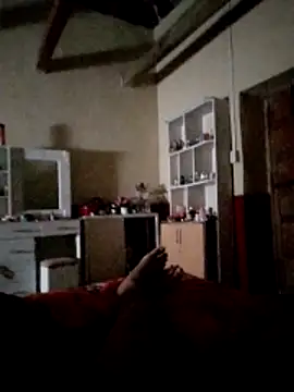 Snapshot of Tupapijean06 chatting on 11-27-25, 04:03 Tupapijean06 online show from 11-27-25, 04:03