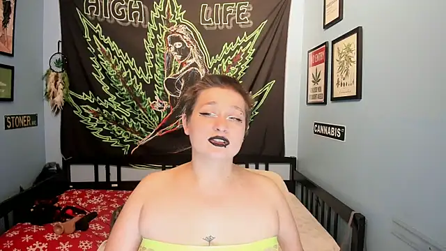 Chloenightmare online show from 11-06-25, 11:11