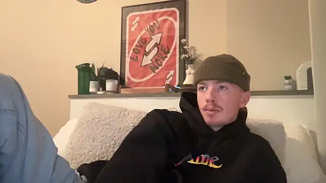 younghungginger online show from 12-31-24, 11:49