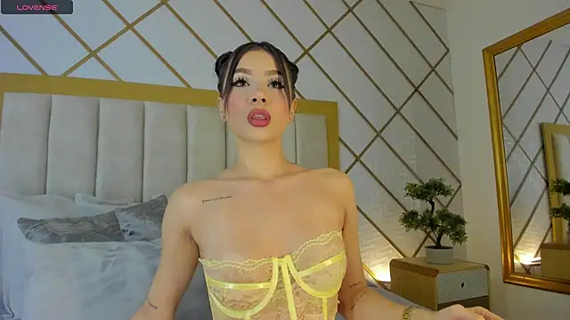 SamanthaClay online show from 02-06-25, 08:34