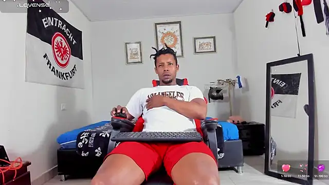 AlejoKhalifa  online show from 11-14-25, 10:14