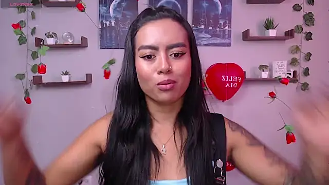Snapshot of macey_elliot_ chatting on 02-19-25, 06:10 macey elliot online show from 02-19-25, 06:10
