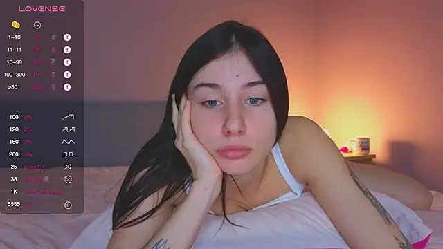 Snapshot of Vostok-6 chatting on 09-19-25, 04:18 Vostok-6 online show from 09-19-25, 04:18