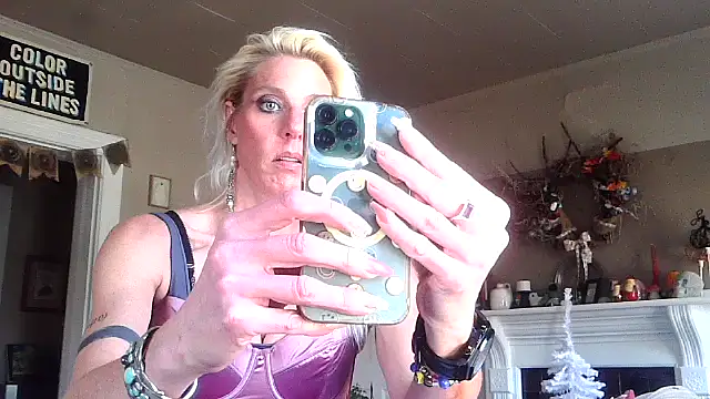 Glamazonx online show from 11-14-25, 03:55