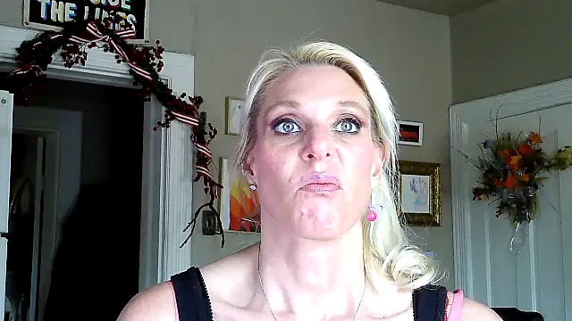 Glamazonx online show from 11-29-25, 09:07