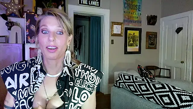 Glamazonx online show from 03-02-26, 12:24