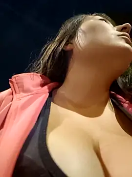 Snapshot of Celeem_ chatting on 11-06-25, 02:23 Celeem online show from 11-06-25, 02:23