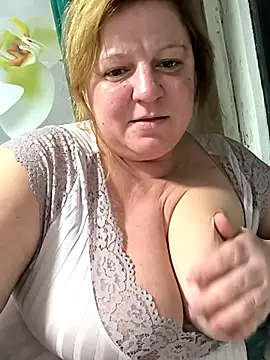 jusichka online show from 11-21-25, 07:45