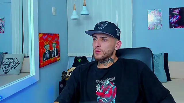Drako Lamar online show from 12-18-24, 03:55