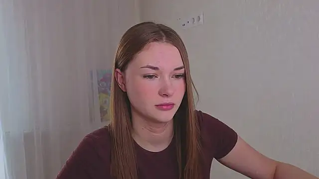 Snapshot of CharryClim chatting on 10-17-25, 04:15 CharryClim online show from 10-17-25, 04:15