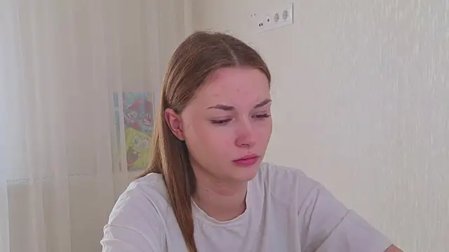 Snapshot of CharryClim chatting on 10-21-25, 04:13 CharryClim online show from 10-21-25, 04:13