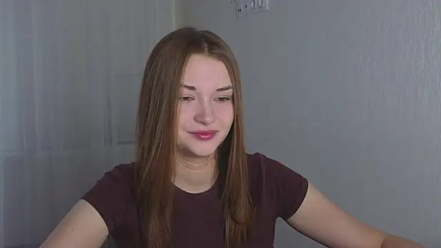 Snapshot of CharryClim chatting on 11-02-25, 04:15 CharryClim online show from 11-02-25, 04:15