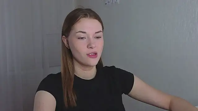 Snapshot of CharryClim chatting on 11-09-25, 05:06 CharryClim online show from 11-09-25, 05:06