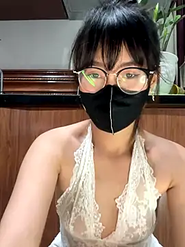 Na-Sweety online show from 10-27-25, 03:05