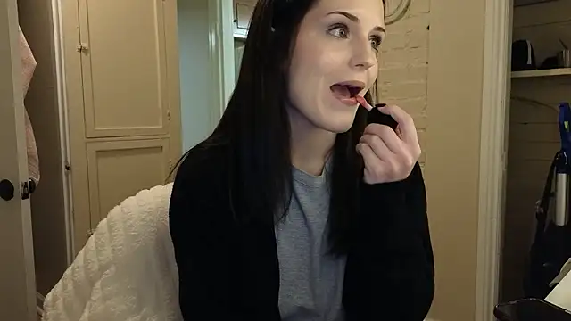 Snapshot of sexylilly69 chatting on 01-17-26, 12:59 sexylilly69 online show from 01-17-26, 12:59