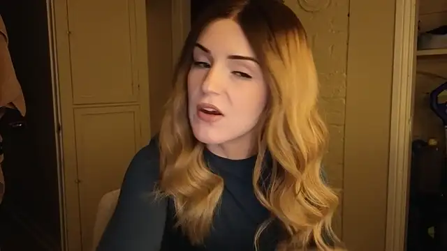 Snapshot of sexylilly69 chatting on 02-22-26, 04:24 sexylilly69 online show from 02-22-26, 04:24