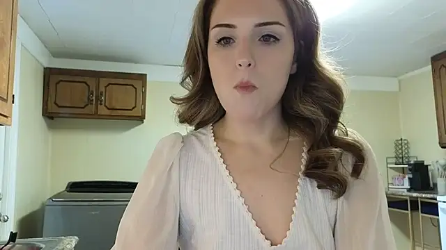 Snapshot of sexylilly69 chatting on 02-27-26, 10:43 sexylilly69 online show from 02-27-26, 10:43