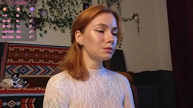 girl with snaketatto0 online show from 09-09-25, 02:22