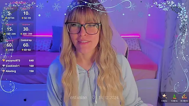 Snapshot of estivalae chatting on 12-14-24, 10:28 estivalae online show from 12-14-24, 10:28