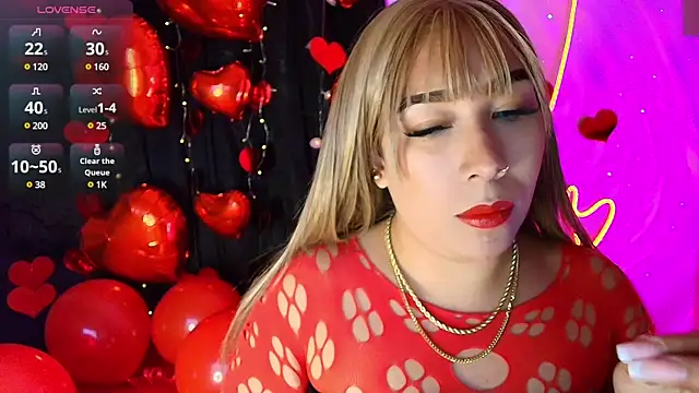 Snapshot of leahtemptation3 chatting on 02-14-25, 05:19 leahtemptation3 online show from 02-14-25, 05:19