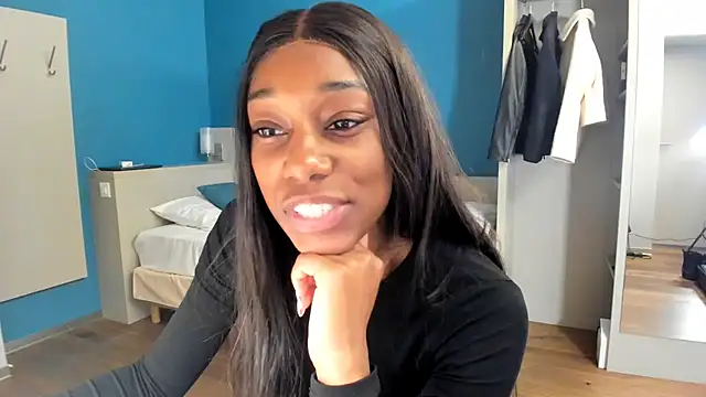 smileybabe online show from 10-31-25, 08:37