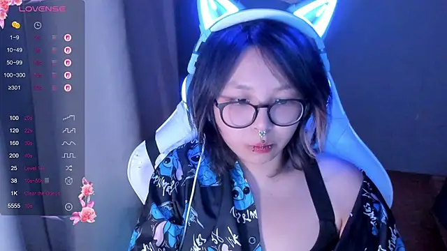 Snapshot of maydaykimmy chatting on 02-02-26, 09:46 maydaykimmy online show from 02-02-26, 09:46