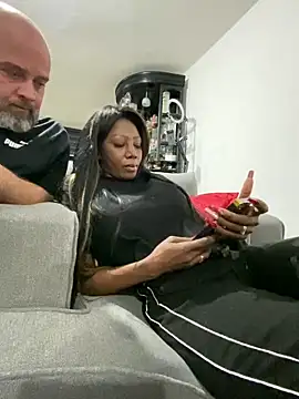 SUUKAM online show from 12-19-25, 01:34