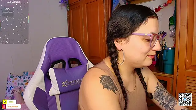 Snapshot of eva_rosse69 chatting on 03-06-26, 12:12 eva rosse69 online show from 03-06-26, 12:12